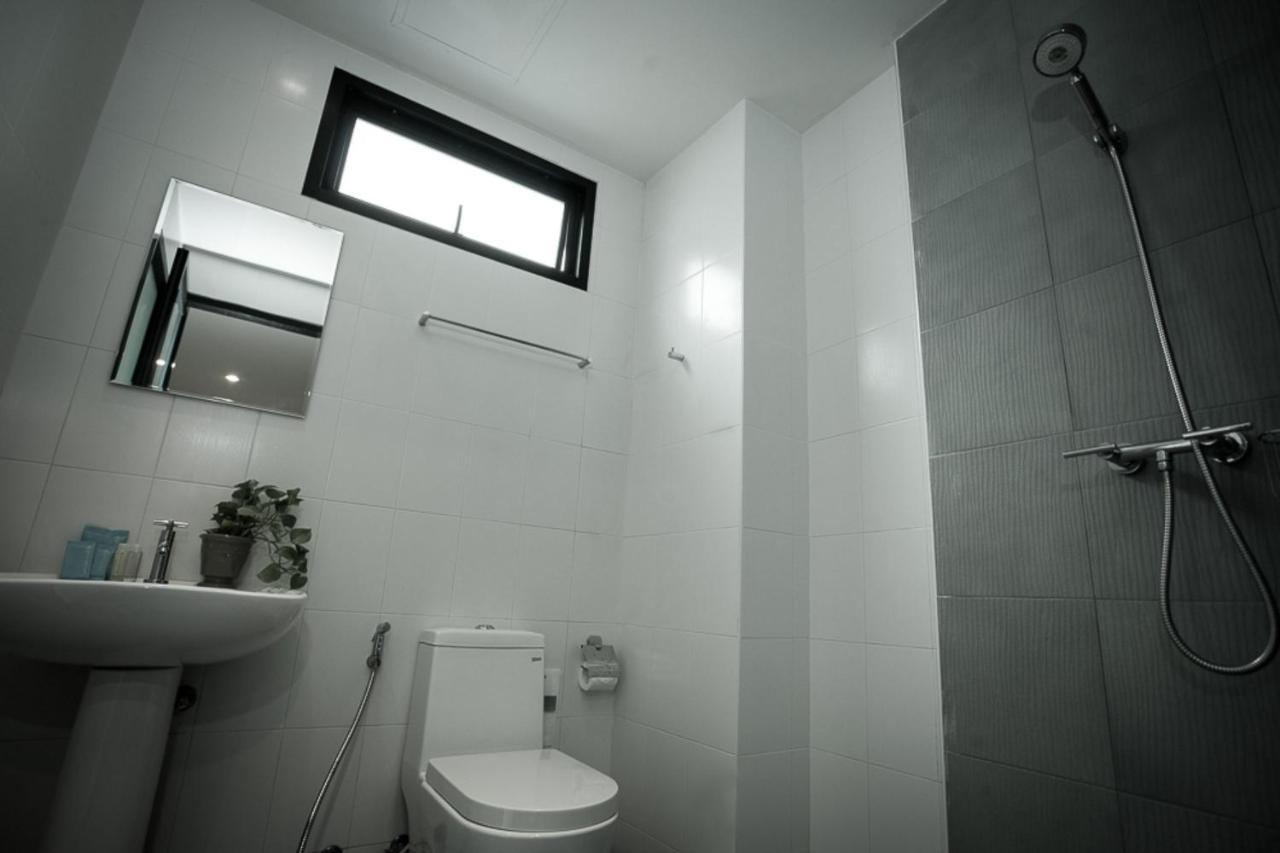 The Wave Hotel Patong Sha Phuket Εξωτερικό φωτογραφία