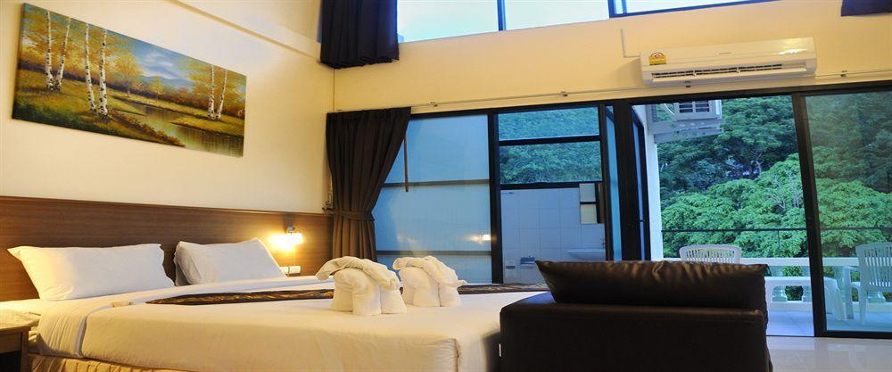 The Wave Hotel Patong Sha Phuket Εξωτερικό φωτογραφία