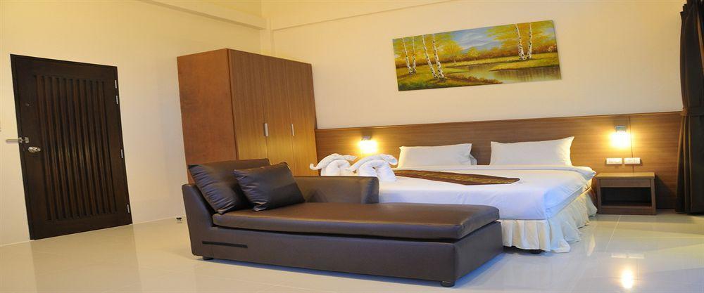The Wave Hotel Patong Sha Phuket Εξωτερικό φωτογραφία