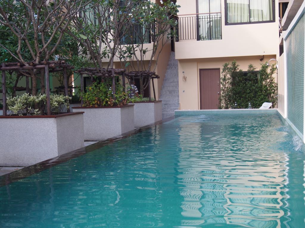 The Wave Hotel Patong Sha Phuket Εξωτερικό φωτογραφία
